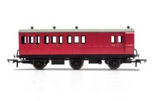 R40126 BR, 6 Wheel Coach, Brake 3rd Class, Fitted Lights, E31185 - Era 4