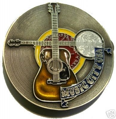 BANJO & GUITAR - MUSIC CITY Belt Buckle + display stand
