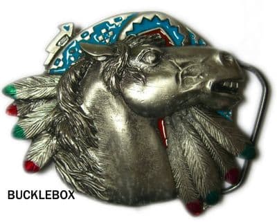 HORSE & FEATHERS ON INDIAN SHIELD BELT BUCKLE + display stand