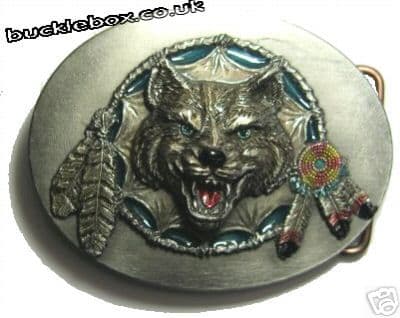 SNARLING WOLF - SHIELD