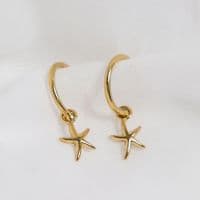 Starfish Huggy Charm Hoop Earrings Gold | Gold Earrings | Sarah Adams