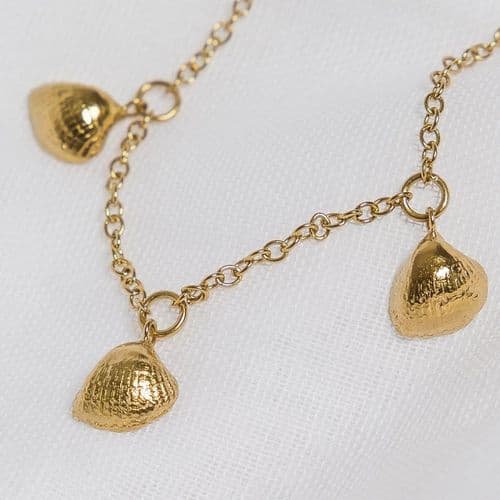 Three Shell Necklace - Gold