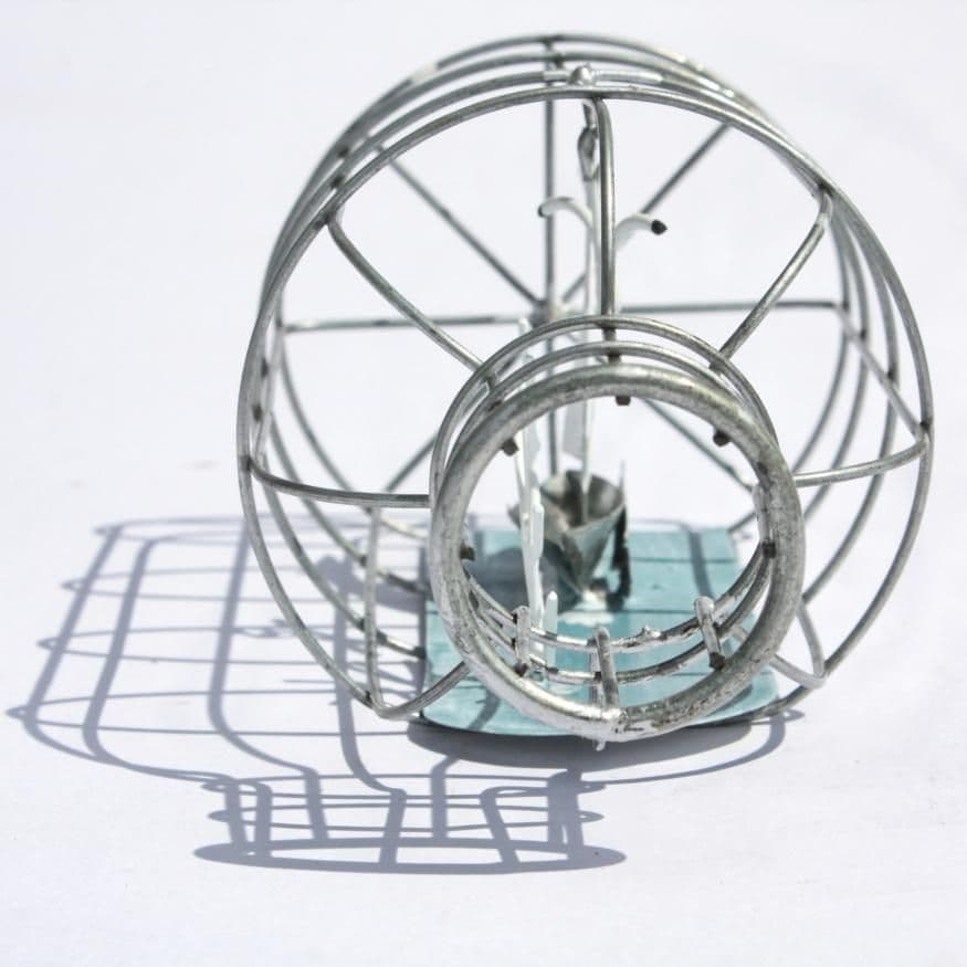 Wire Boat in a Bottle