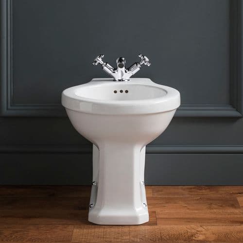 Classic Back to Wall Bidet