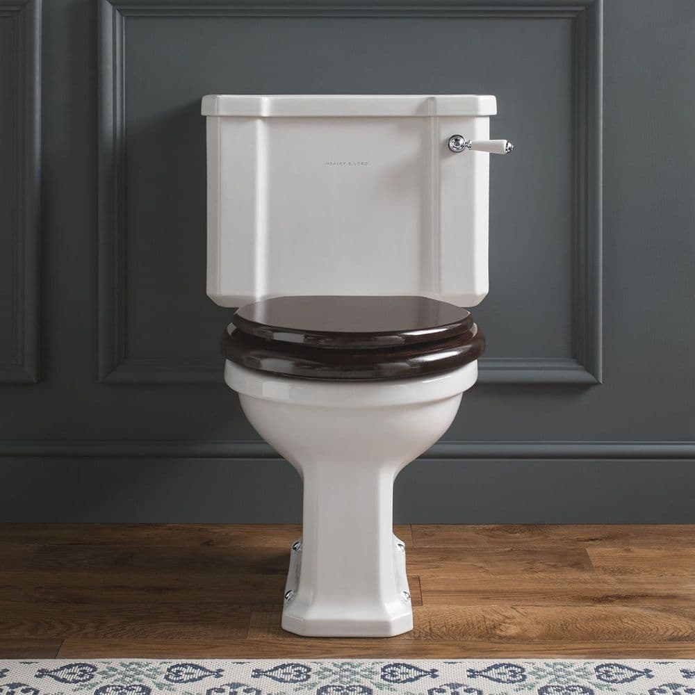 Traditional Close Coupled Toilet Classic Collection