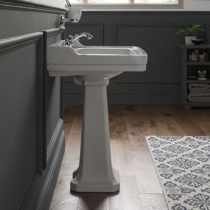 Healey & Lord Classic Collection Wash Basin with Pedestal