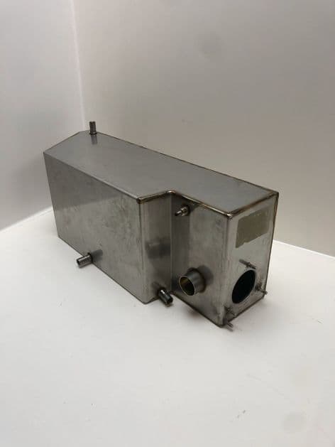 Hobart Undercounter dishwasher rinse tank