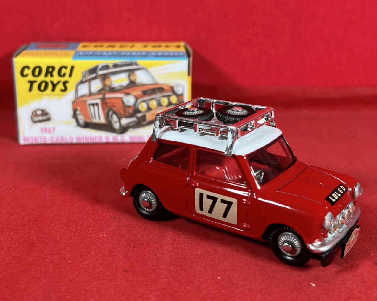 Corgi Model Club 339 1967 Monte-Carlo Winner BMC Mini Cooper