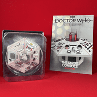Doctor Who Figurine Collection Special: The Tardis Console Season 15