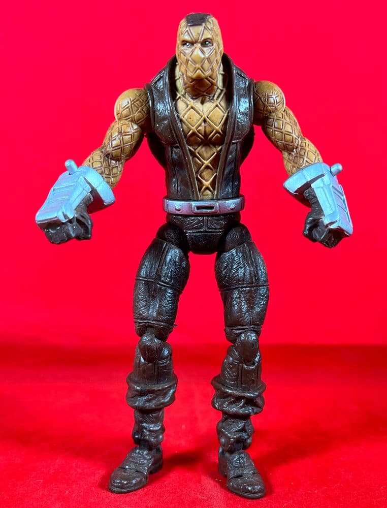 Shocker y spiderman marvel legends series hasbro en México
