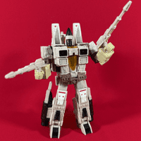 Transformers Generations Selects: Sandstorm - Voyager Class - Complete Loose Figure