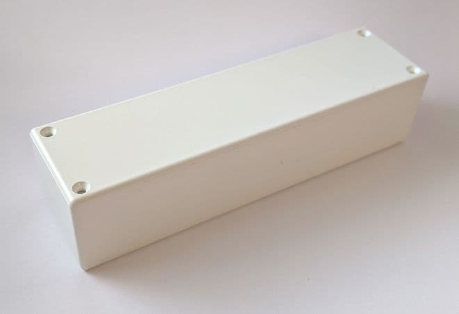 Small Narrow Box with Removable Lid White (FT31W)