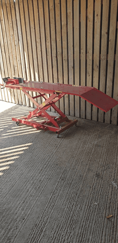 800lb Motorbike Lift. Bike lift Platform