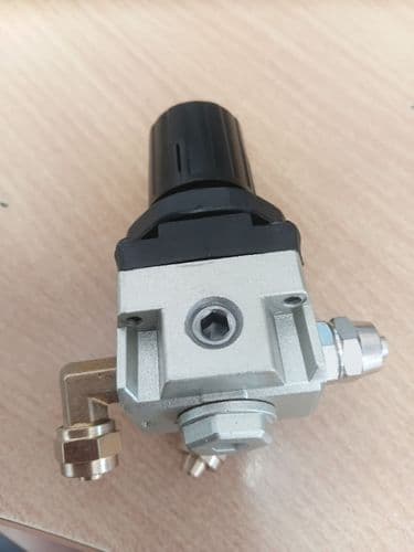 Air Pressure Regulator For N/S SBC350 Cabinet.Air pressure regulating valve AR2000-2