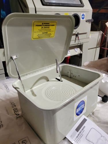 Bench Top Parts Washer. 3.5 Gallon
