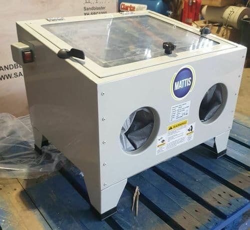 Bench Top Sand Blasting Cabinet SBC90 . Blast Cabinet for blasting smaller parts