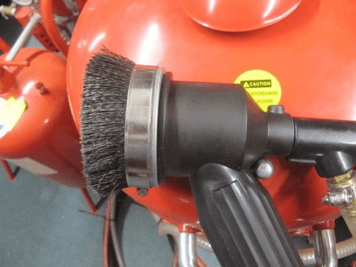 Brush Head for the Gun of 28 Gallon Sand Blast Pot. Blasting Pot Gun Head.