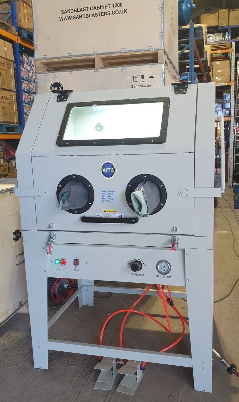 Large Sand Blast SBC1000 with 2 Blast Guns