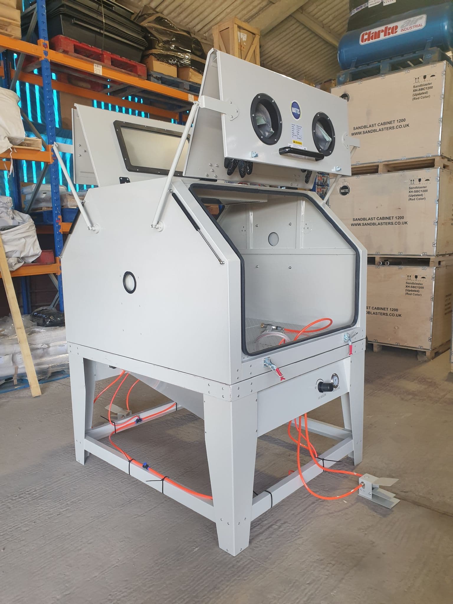 Large Sand Blast SBC1280 with 2 work stations