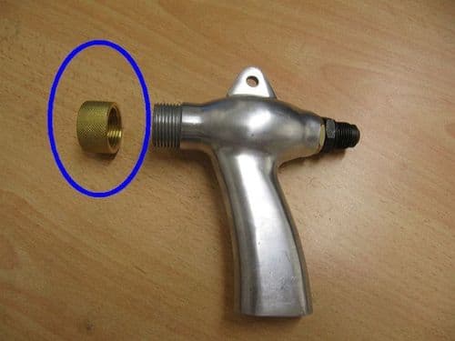 Nozzle holder for SBC420 and SBC990 Sand Blasting Gun. Replacement Part P1