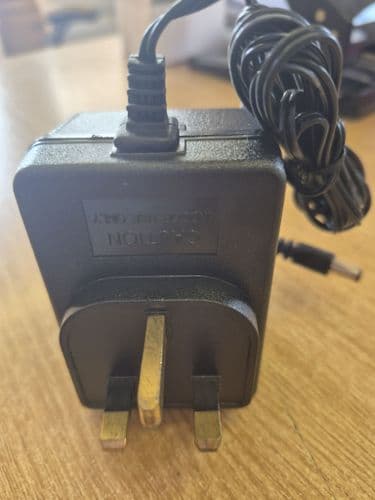 Power Plug For Sand Blast Cabinet Lights (Single)
