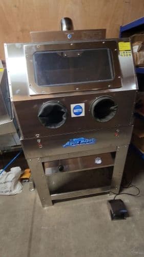 Wet Blast Vapour Blast Cabinet WSBC400 Aqua Blast Cabinet