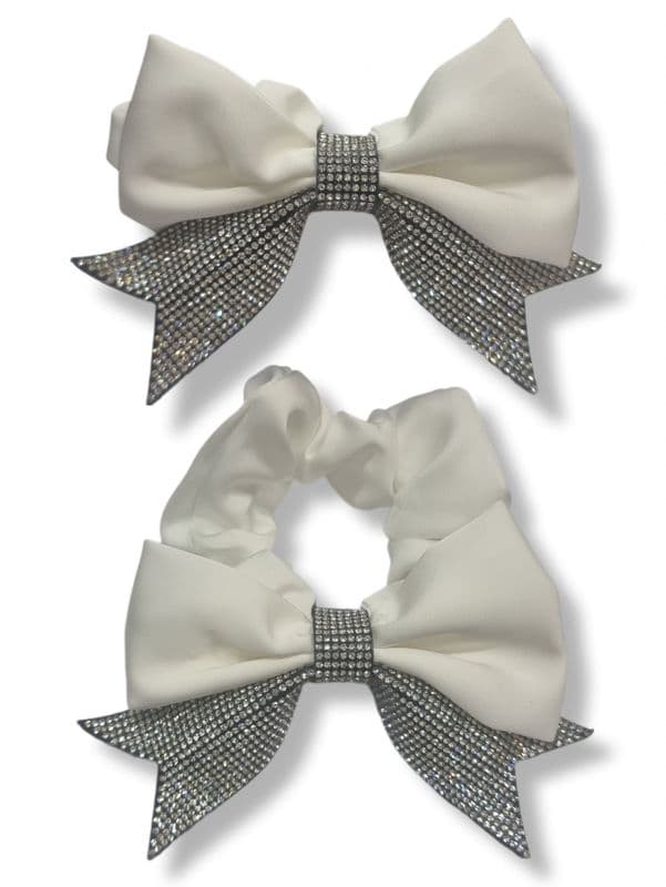 HB3008 BOW HAIR SCRUNCHY WHITE 12 PK £2.25 EACH