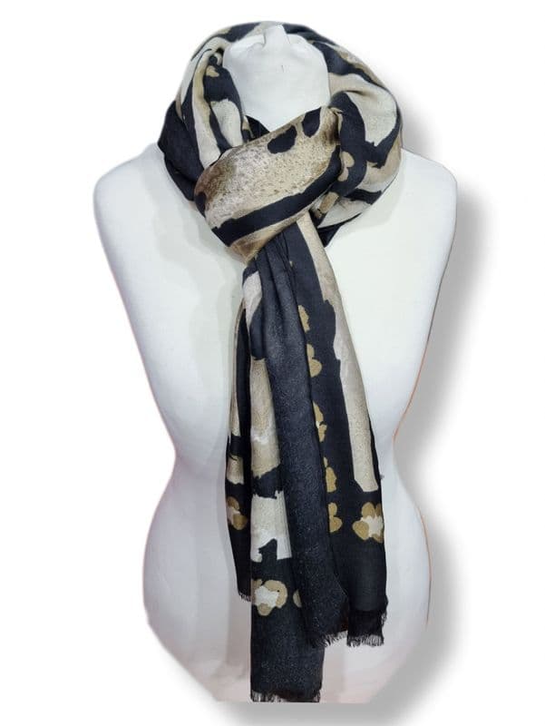 LP3596 3 ASST @ £4.95