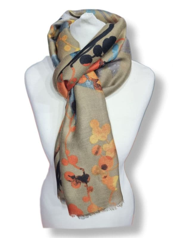 LP3598 3 ASST @ £4.95
