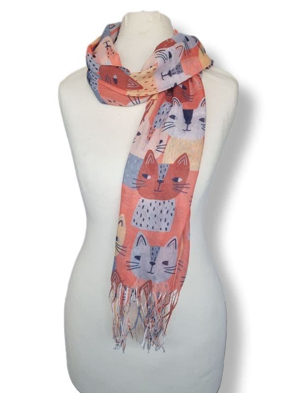 LP3615 2 ASST @ £2.50 EACH