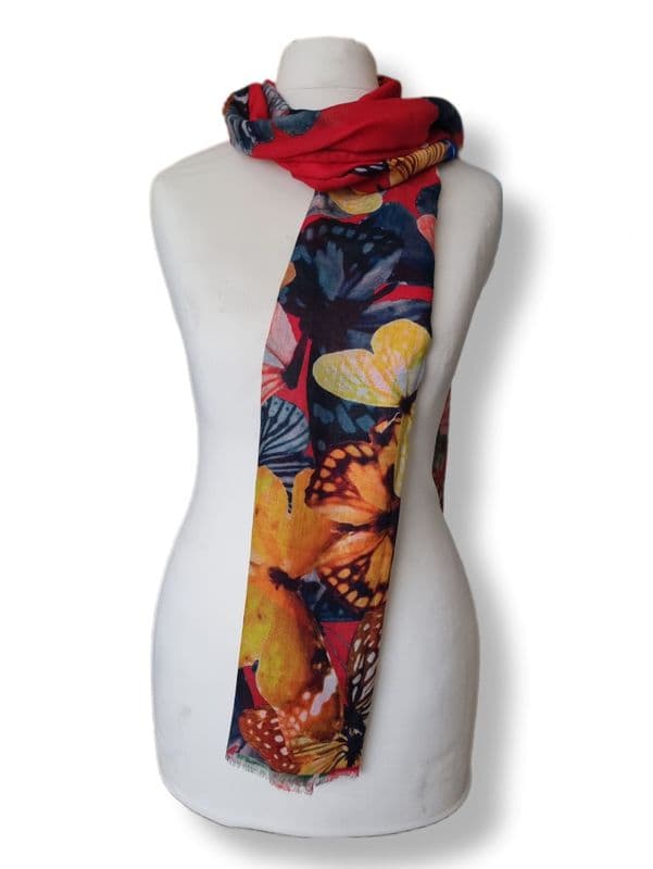 LP3630 3 ASST @ £3.95