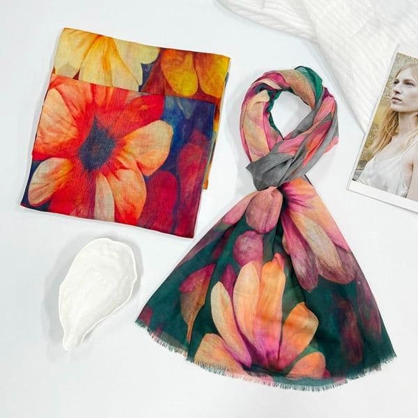 LP3851 DAISY PRINT - 3 ASST @ £3.60