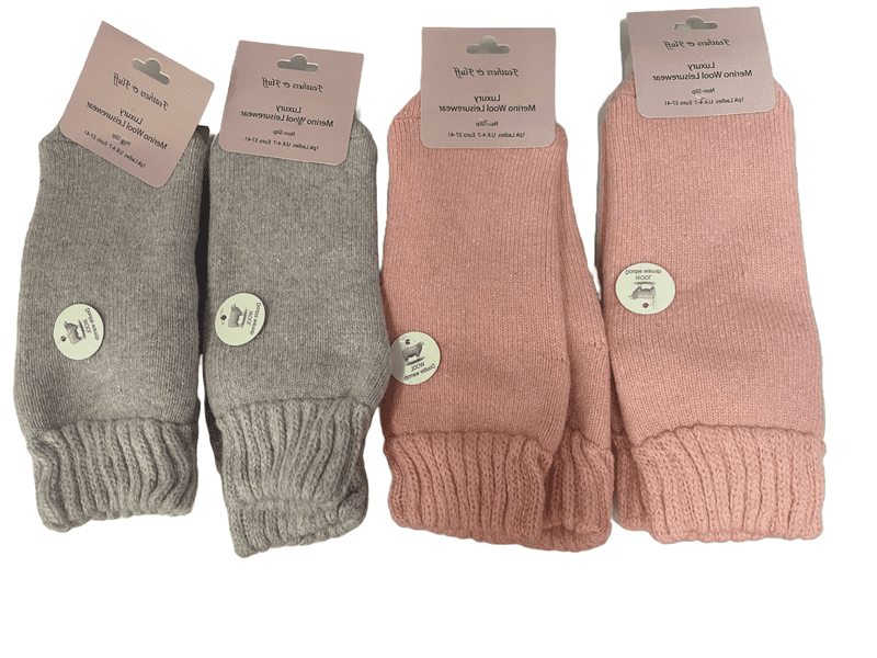 MS001 SLIPPER SOCKS 2 ASST 12 PACK @ £1.95