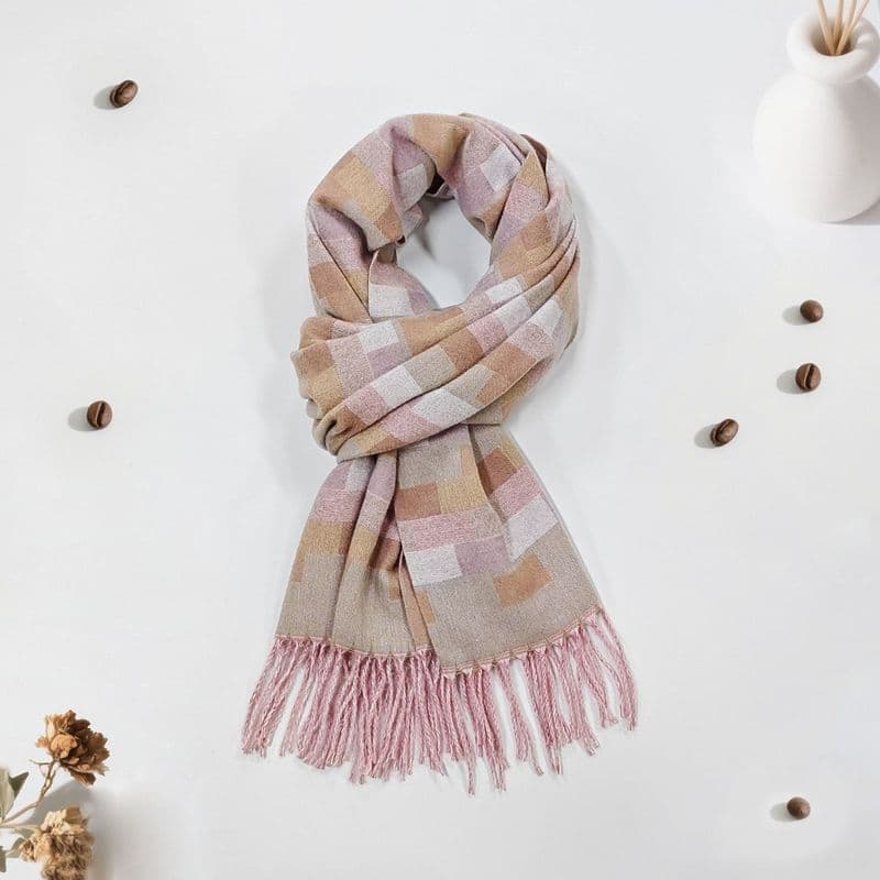 PM4912 3 ASST @ £4.95