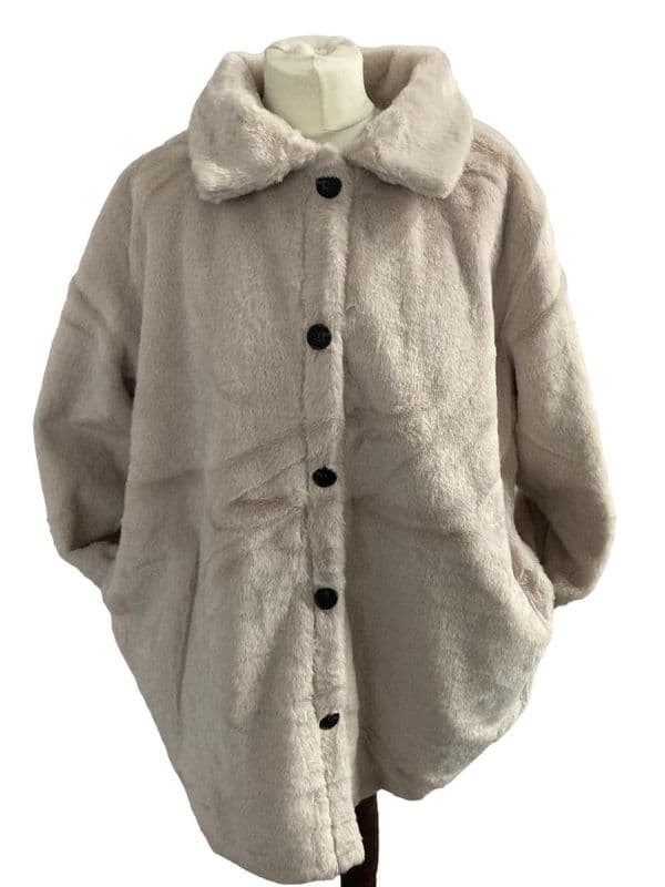 PON9870 SHACKET CREAM S-M