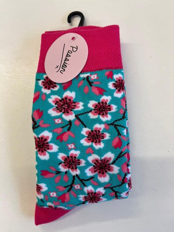 SK109 FLORAL 12 @ £1.25