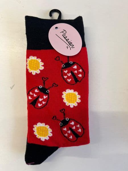 SK113 LADYBIRD RED 12 @ £1.25
