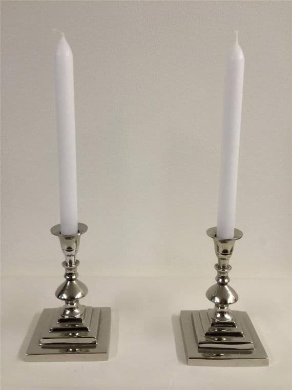 Beautiful Pair Of Classic Aluminium Finish Candle Stick Holders Az-01