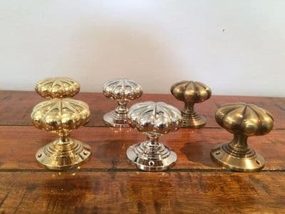 BEAUTIFUL PAIR OF LARGE MORTICE FLOWER DOOR KNOBS HANDLES, BRASS, SHINY NICKEL, ANTIQUE BRONZE