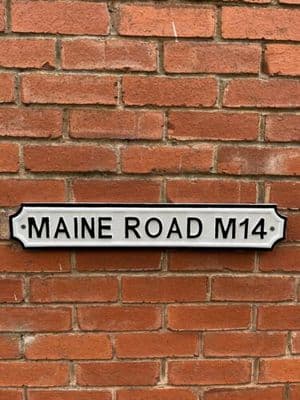 MAINE ROAD M14 Vintage Style MANCHESTER Football Road Street Sign SOLID METAL