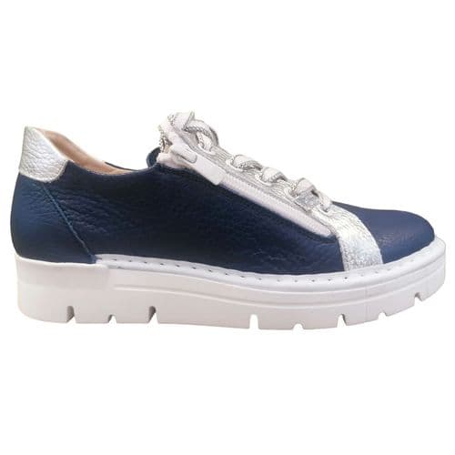 Jose Saenz 2001 Sneaker