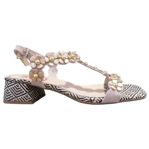 Kess 23027 Block Heel Sandal