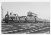 12427 Train at Preston Station in 1937 Railway Lancs Postcard
