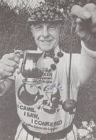 1980s World Conker Game Championship Whitchurch Hants Postcard