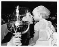 Alex Higgins 1982 Snooker World Champion Trophy Win 10x8 Press Photo