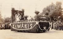 Amazing Kiwanis Float Rose Bowl USA Festival 1923 Antique RPC Postcard