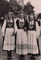 Amazing Old Ladies Fashion Vossebrud Norway Vintage RPC Postcard
