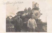 American 723 Train With Identified Railroad Staff USA Old Postcard