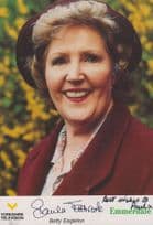 Betty Eagleton Emmerdale Farm Rare Hand Signed Cast Photo
