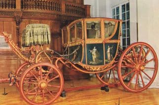 Bologne Coupe De La Familie Tanari Compiegne Car Postcard
